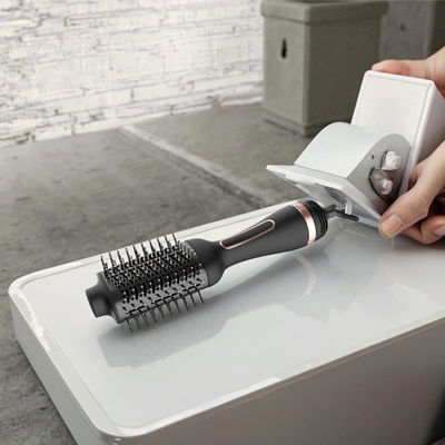 Escova de Secador de Cabelo Multifuncional de Tensão Dupla com Barril Oval para Penteados Fáceis