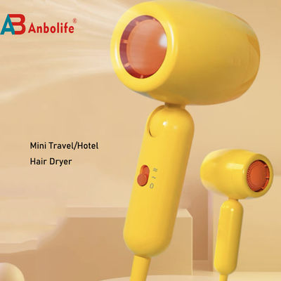 Secador de cabelo de 600W 220-240V com 2 ajustes de velocidade e função iónica para secagem rápida