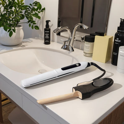 Limpador de cabelo profissional e ferro plano com 10 níveis de temperatura de 130-230 ° C e placas de teflon para cabelos lisos e sem frizz